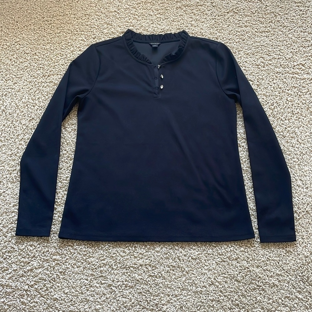 EUC Ann Taylor blouse